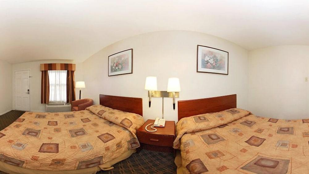 אוסטין Rodeway Inn University מראה חיצוני תמונה