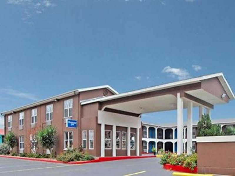 אוסטין Rodeway Inn University מראה חיצוני תמונה