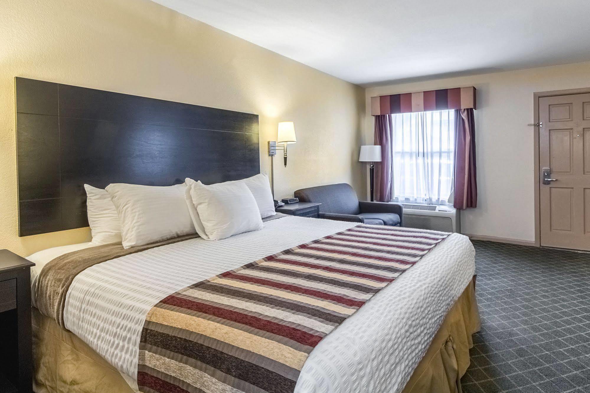 אוסטין Rodeway Inn University מראה חיצוני תמונה